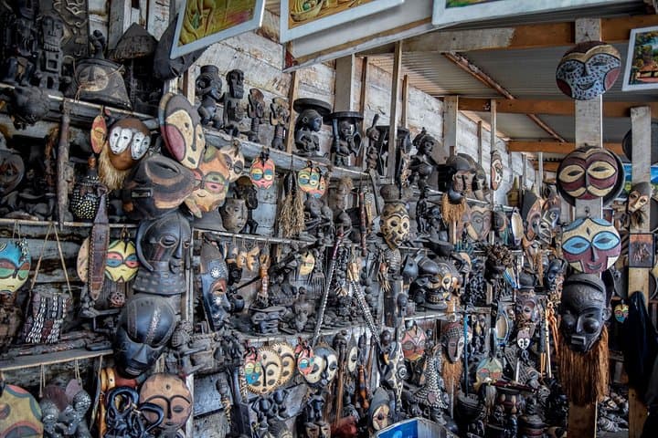 Walking Goma City Tour — Markets, Port & Virunga Gateway Experience photo 4