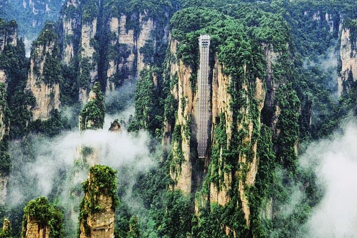 Beijing to Zhangjiajie & Fenghuang: 6-Day Private Tour Through China’s Columned Forests