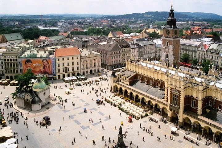 Krakow Old Town & Kazimierz Electric Car Highlights (1.5-hr Tour)