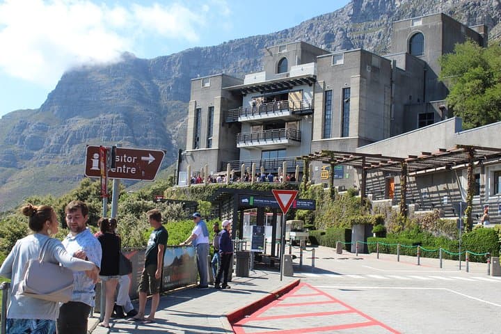 Private Cape Town City Tour: Table Mountain Cable Car & City Highlights photo 4