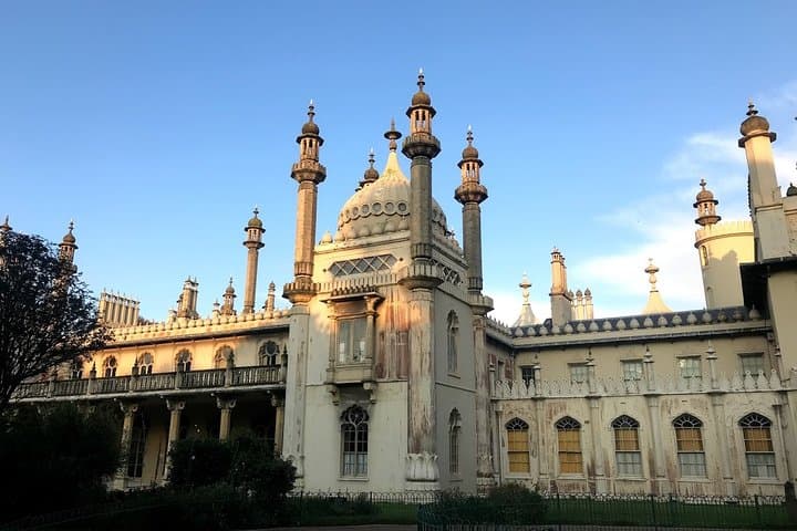 Brighton Full-Day Private Tour: Royal Pavilion, Pier & The Lanes photo 3