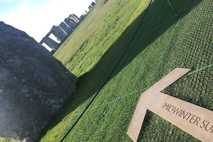 Bath & Stonehenge: Full-Day Private Tour from London — Roman Baths to Prehistoric Stones photo 4