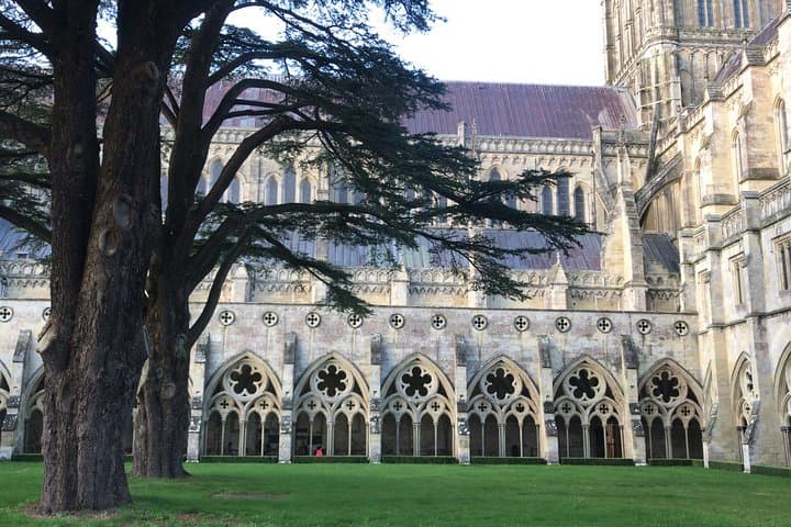 Full-Day Private Tour: Stonehenge, Woodhenge & Salisbury Cathedral photo 2