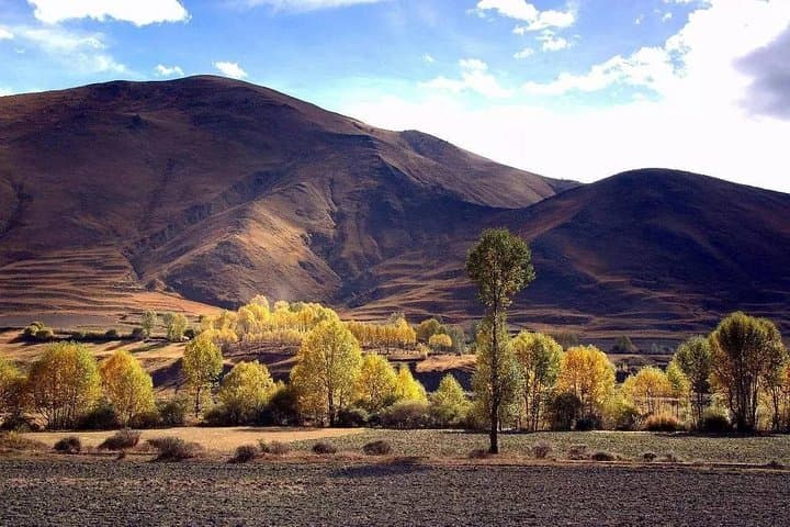 12-Day West Sichuan Tour: Kangding to Daocheng Yading and Mount Siguniang photo 3