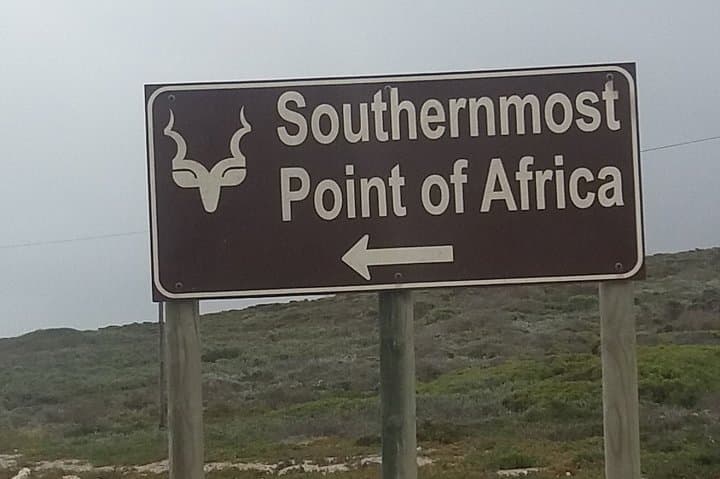 Cape Town to Cape Agulhas Private Transfer — Where the Two Oceans Meet (Full-Day)