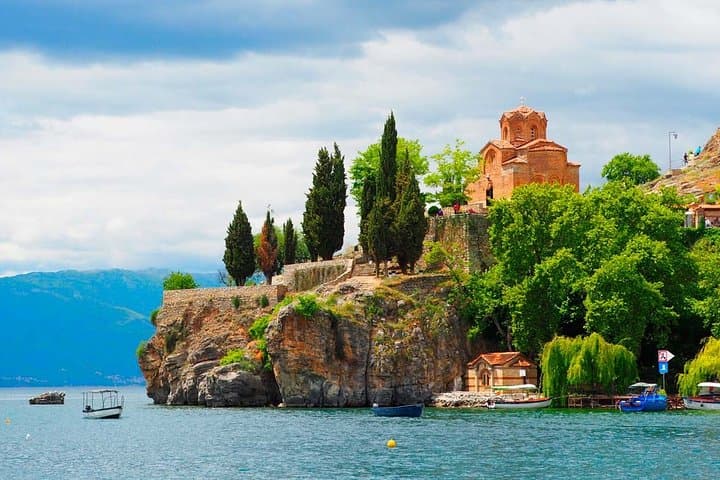 Guided Ohrid Walking Tour: Lake Ohrid, Churches & Samoil's Fortress photo 2