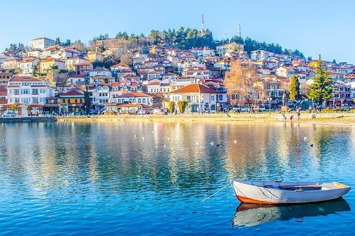 Guided Ohrid Walking Tour: Lake Ohrid, Churches & Samoil's Fortress photo 5