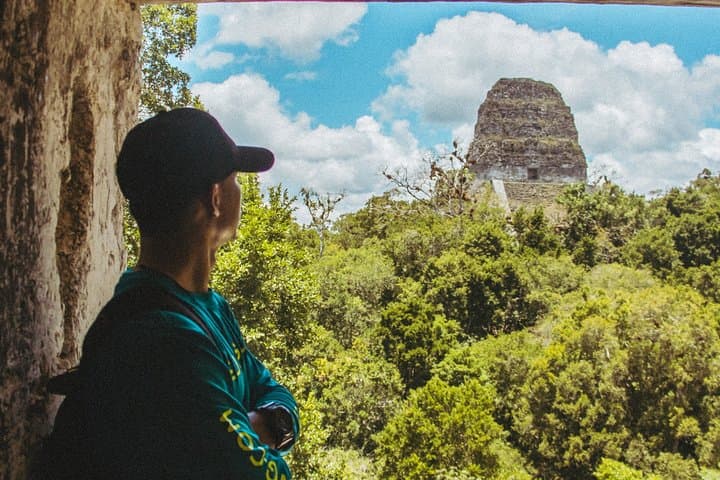 Tikal Day Tour from Belize Border: Explore Mayan Ruins & Jungle Wildlife