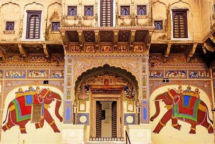 6-Day Golden Triangle Tour: Delhi, Agra, Jaipur & Mandawa photo 2