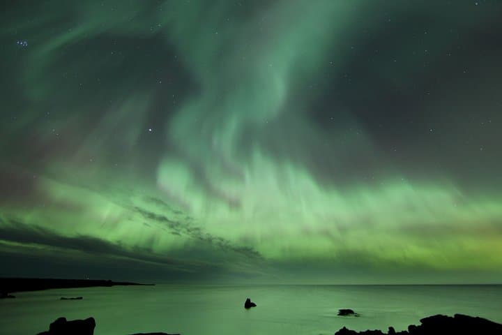 Chasing the Northern Lights from Reykjavik: Small-Group Guided Tour photo 6