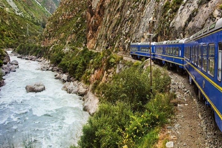 Luxury Hiram Bingham Train to Machu Picchu: Full-Day Experience from Cusco