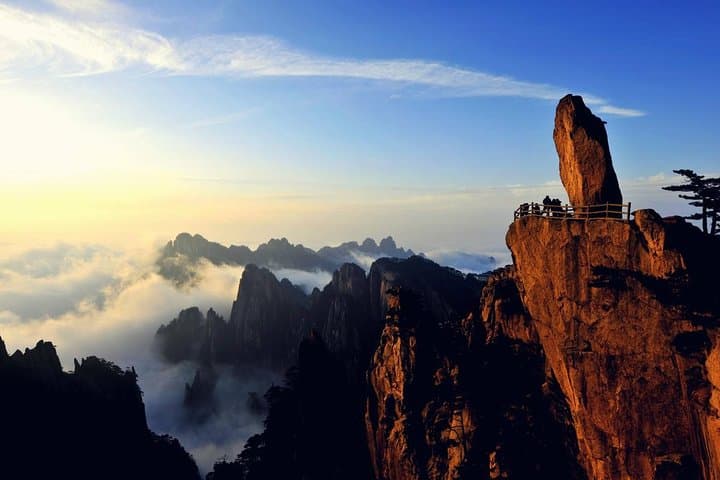 Mount Huangshan to Shanghai: 4-Day Private Tour of Yellow Mountain, Yu Garden & Zhujiajiao photo 6