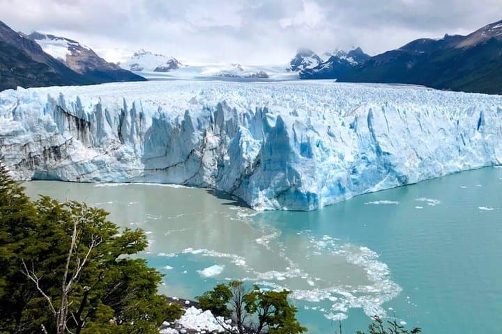 Perito Moreno Glacier Guided Walkways & GPS Navigation — Day Tour from El Calafate photo 3