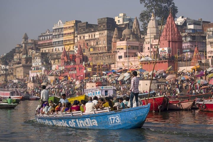 13-Day Private Heritage Journey from Ahmedabad to Varanasi: Temples, Forts & Ghats photo 3