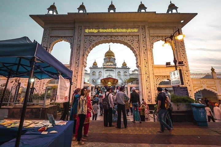 Private Delhi Old & New Sightseeing Tour — Rickshaw Ride, Jama Masjid & India Gate photo 5