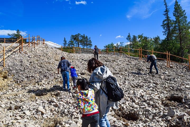 Day trip to Pyhä‑Luosto National Park and Lampivaara Amethyst Mine from Rovaniemi photo 3