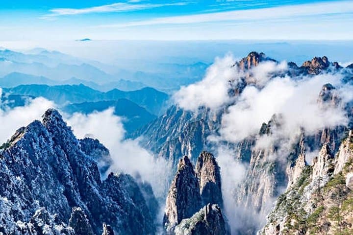 Huangshan Yellow Mountain Private Day Tour with Cableway — North Sea & Xihai Grand Canyon Highlights photo 5