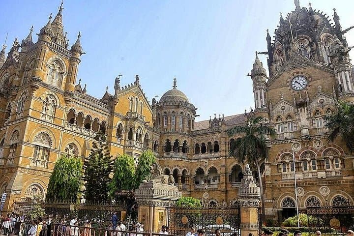 Explore the Ancient Wonders and Urban Sights of Mumbai photo 5