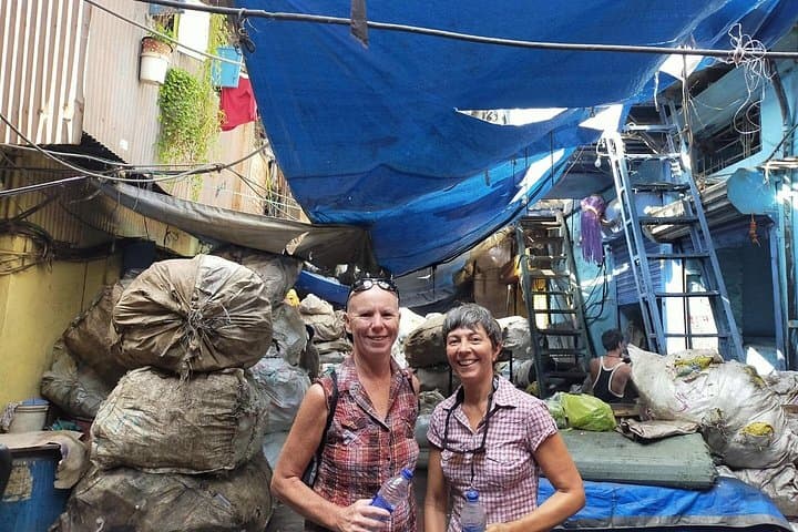 Explore the Contrasts: North Mumbai City and Dharavi Slum Tour photo 6