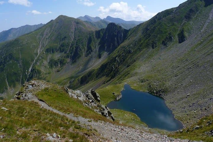 Făgăraș Mountains Multi-Day Hike — Negoiu, Moldoveanu & Bâlea Lake photo 3