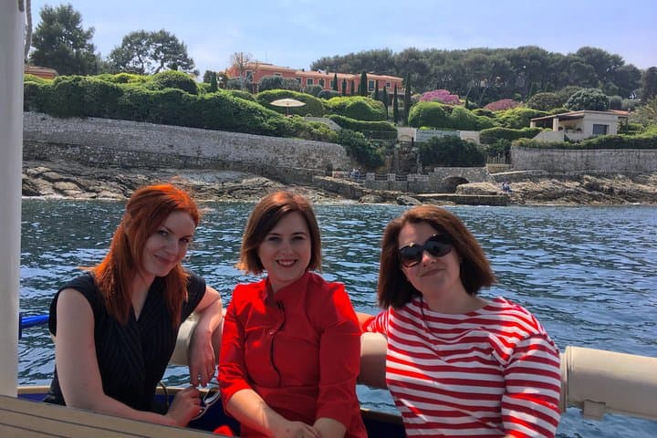 Solar-Powered Private Cruise from Beaulieu: Silent Boat Tour Along Nice & Monaco Coast photo 4