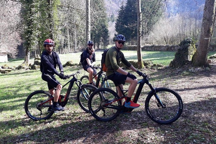 Electric Mountain Biking on Semnoz: Annecy eMTB Trails & Lake Views photo 2