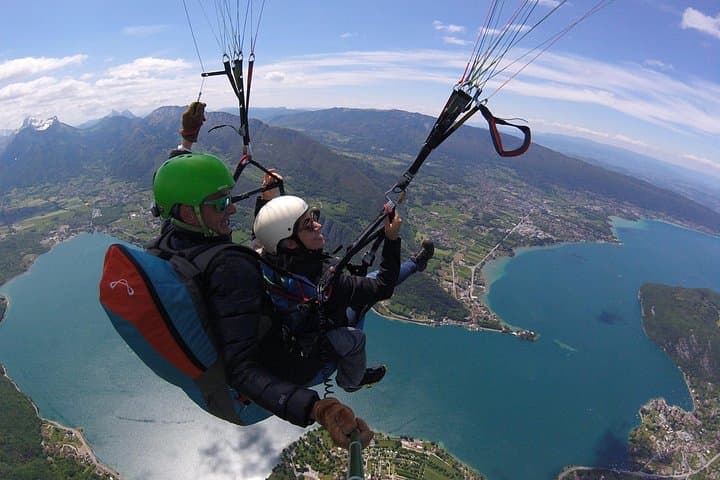 Sensation Paragliding Flight Over Lake Annecy — Tandem Takeoff at Col de la Forclaz photo 4
