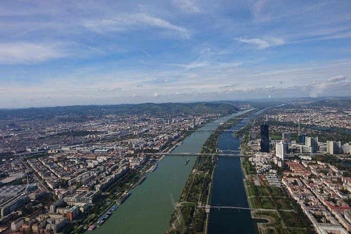 Vienna Helicopter Tour: 40-Minute Aerial Flight Over Vienna & the Danube photo 2