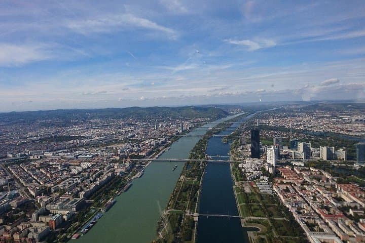 Vienna Helicopter Tour — 30-Minute Scenic Flight Over Vienna, Danube & Donau-Auen photo 2