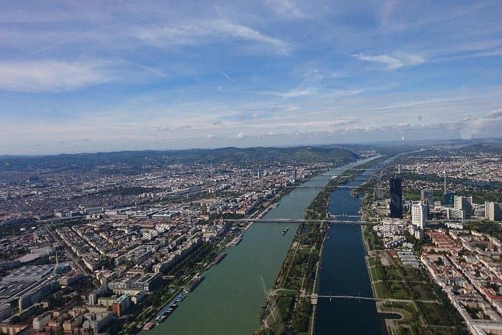 40-Minute Vienna Helicopter Tour: Danube, Donauturm & Donau-Auen from Stockerau photo 2