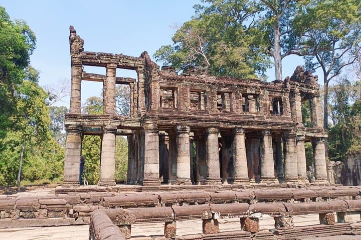 Private 3-Day Angkor Temples Discovery Siem Reap Guided Tour photo 5