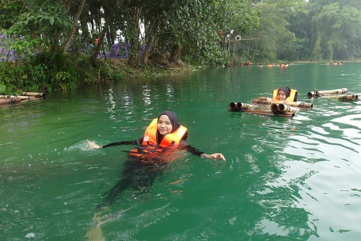 Tadom Hill Splashing Adventure: Diving Platform, Tarzan Swing & Bamboo Rafts photo 2