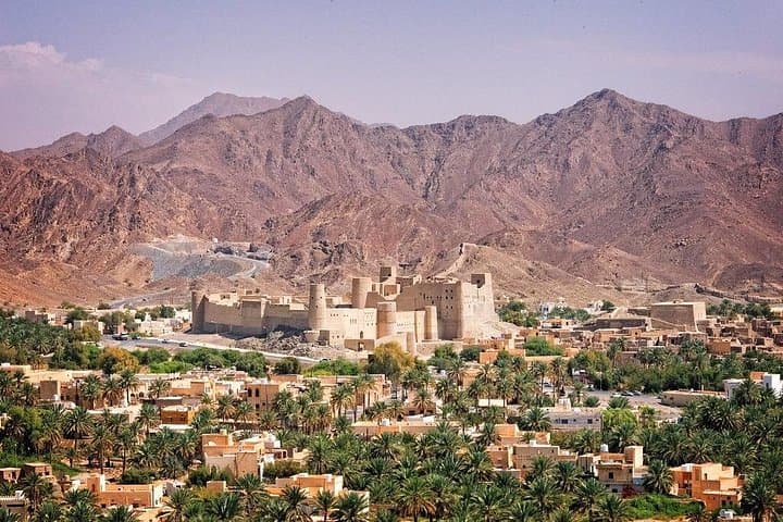 Essence of the Orient: 9-Day Private Tour from Muscat
