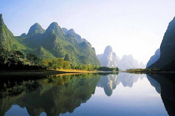 Private English-Speaking Transfer Between Guilin and Yangshuo — Smooth Li River Gateway photo 2
