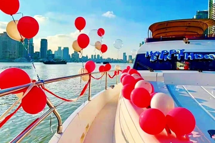 Shanghai VIP Night Cruise: Private Yacht Dinner on the Huangpu River photo 1