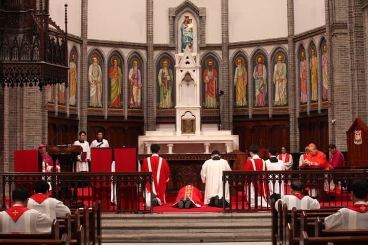 Inside Myeongdong Cathedral: A One-Hour Historic Private Walking Tour in Seoul photo 2