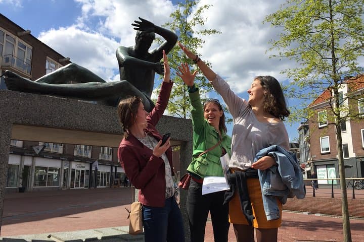 Rotterdam Murder Mystery City Walk: Interactive Selfie Scavenger Hunt (3-hour) photo 3