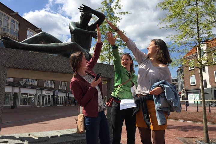 The Hague Murder Mystery City Walk — Interactive WhatsApp Scavenger Hunt photo 2