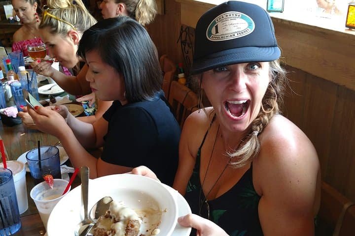 Garden District Food & History Walking Tour — New Orleans Weekend Guide