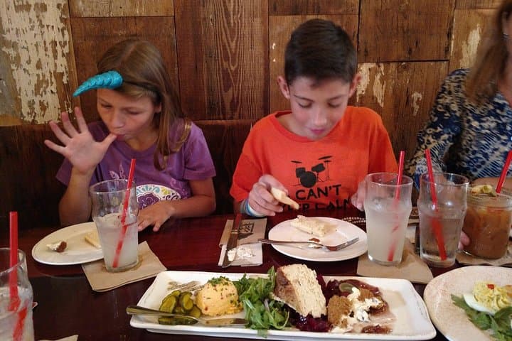 Garden District Food & History Walking Tour — New Orleans Weekend Guide photo 6