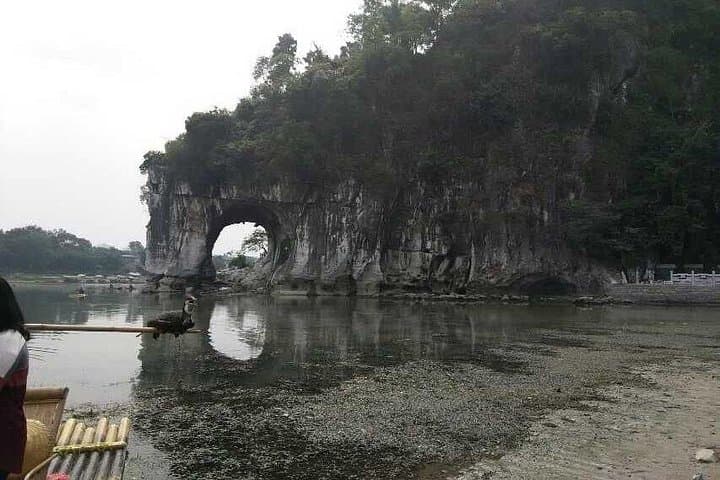 Guilin Private Day Tour: Reed Flute Cave, Elephant Trunk Hill & Duxiu Peak photo 4