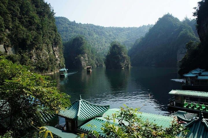 Baofeng Lake Boat Ride — Zhangjiajie Scenic Admission & Transfers photo 2