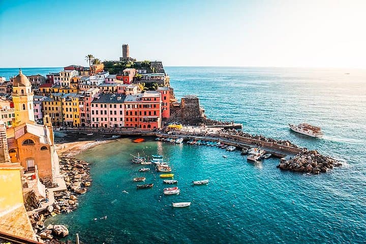 Private Full-Day Cinque Terre Adventure from Florence