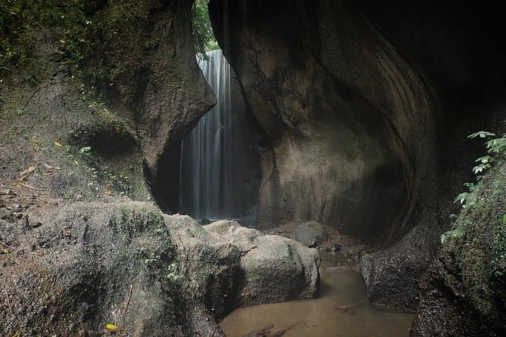 Beji Guwang Hidden Canyon & Tukad Cepung Waterfalls — Bali Canyon Trek and Waterfall Day Trip photo 5