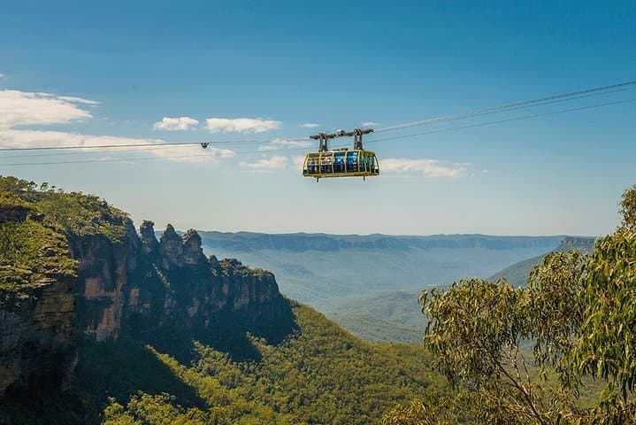 Blue Mountains Highlights: Featherdale Wildlife, Scenic World & Three Sisters Private Day Tour