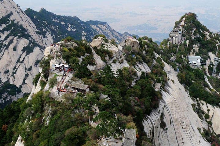 Huashan Mountain One-Day Private Tour from Xi'an: Cable Car, Peaks & Plank Walk photo 4