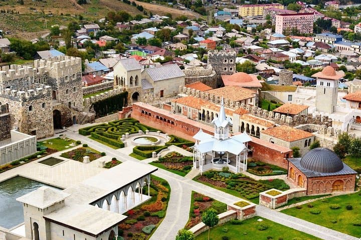 Virtual Tour of Georgia: Tbilisi, Canyons, Churches & Castles photo 3