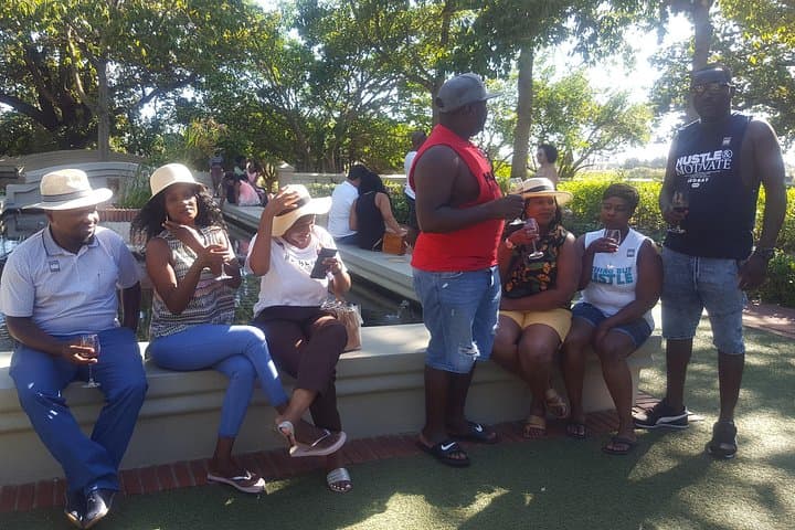 Full-Day Constantia Wineries and Kirstenbosch Gardens Tour from Cape Town photo 2