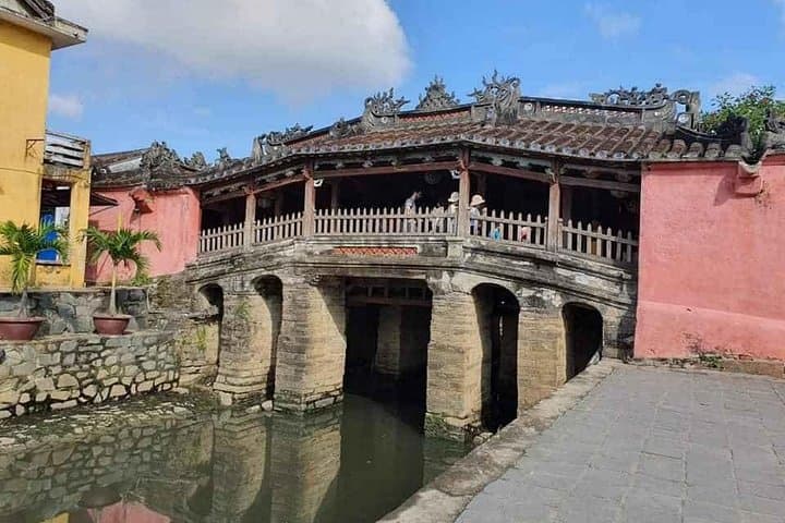 Hoi An Ancient Town Walking Tour and Thu Bon River Sunset Boat Cruise