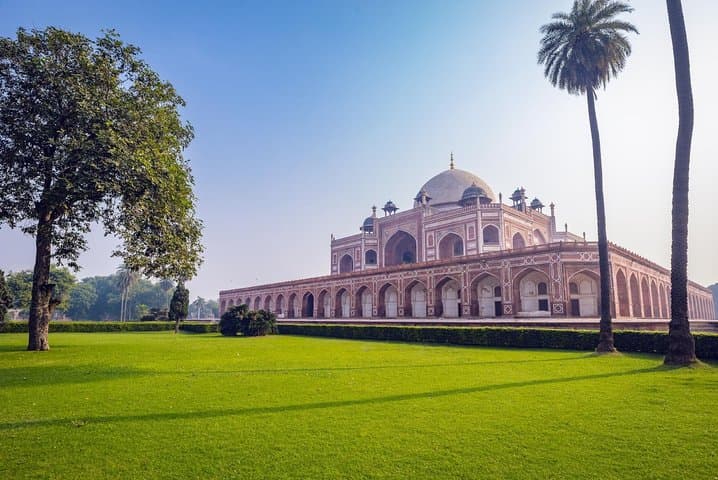 Best of Delhi in a Day — Red Fort, Chandni Chowk & Qutub Minar Private Tour